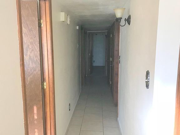 4th image of 2405 N Hidden Glenn St