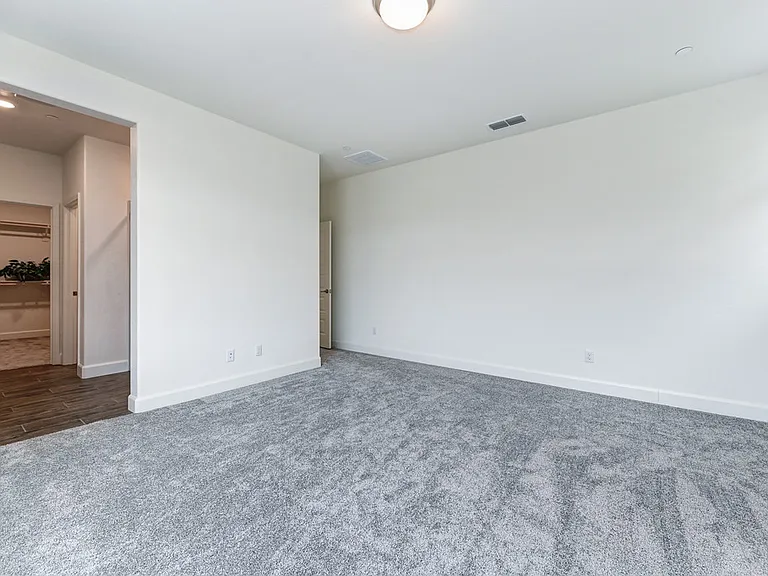 4025 Trinity Alps Way — Photo 24