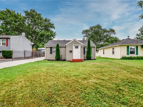 4911 Glenn Lodge Rd, Mentor, OH 44060