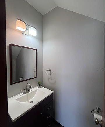 5th image of 5204 W Napoleon Ave APT 101