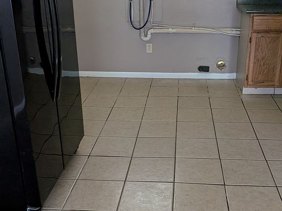 4th image of 508 W Conyers Ave