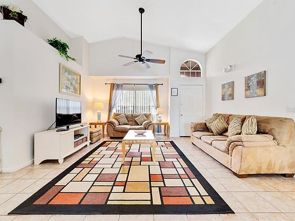 4th image of 1445 Sophie Way