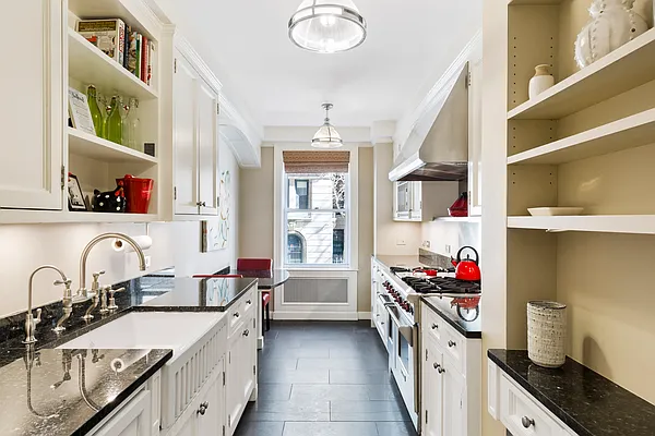 Sold by Compass | media 3