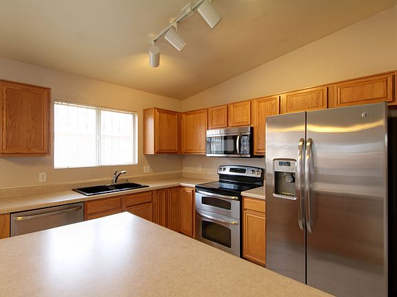 4th image of 6081 N Applesauce Ct