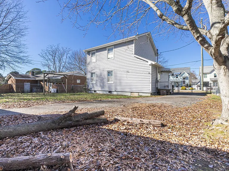 106 N Tunstall Ave — Photo 37