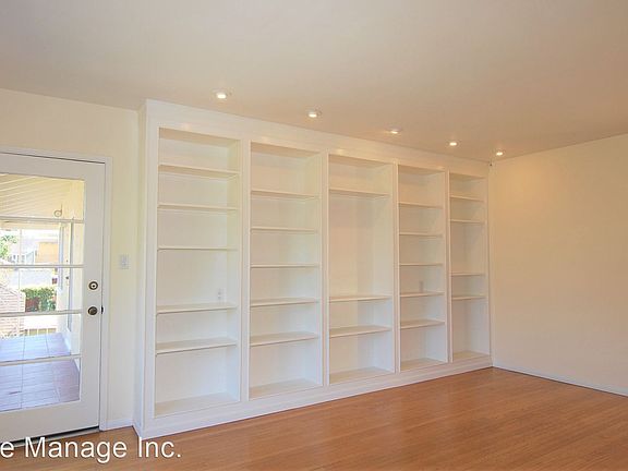 4th image of 275 Grand Ave