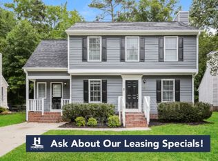 25 Archer Glen Ct, Greensboro, NC 27407