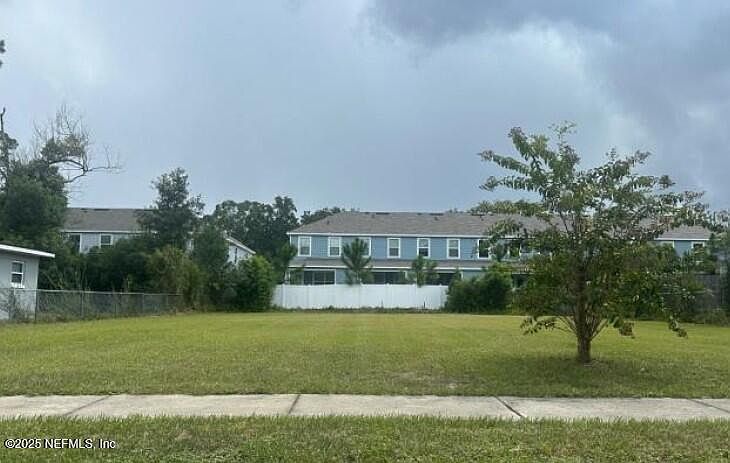 2nd image of 7188 EUDINE Drive S