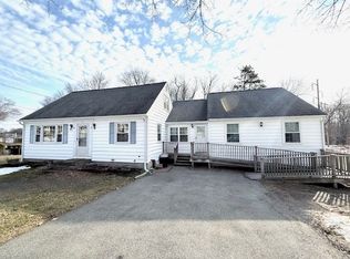 53 Robin Rd, Westborough, MA 01581