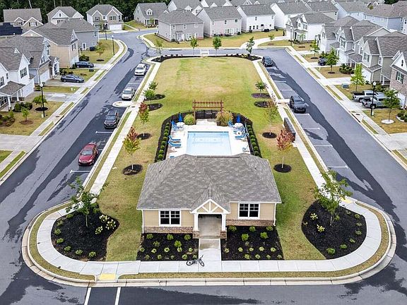 2nd image of 744 Clark Lake Estates Dr