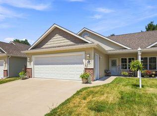 418 Aspen Trl, Muscatine, IA 52761