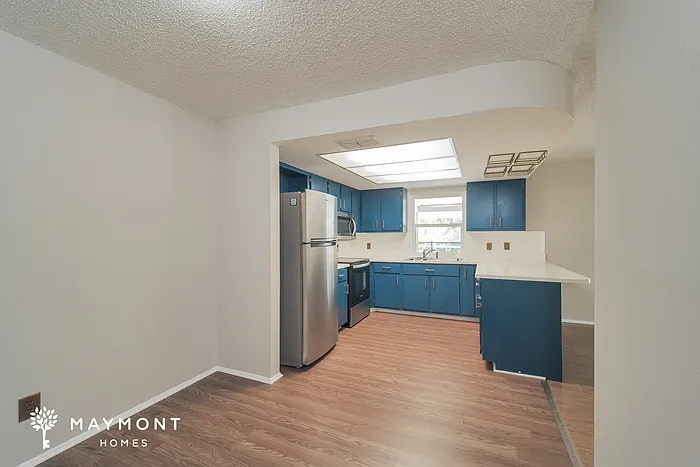 5946 Stringfellow Rd — Photo 5