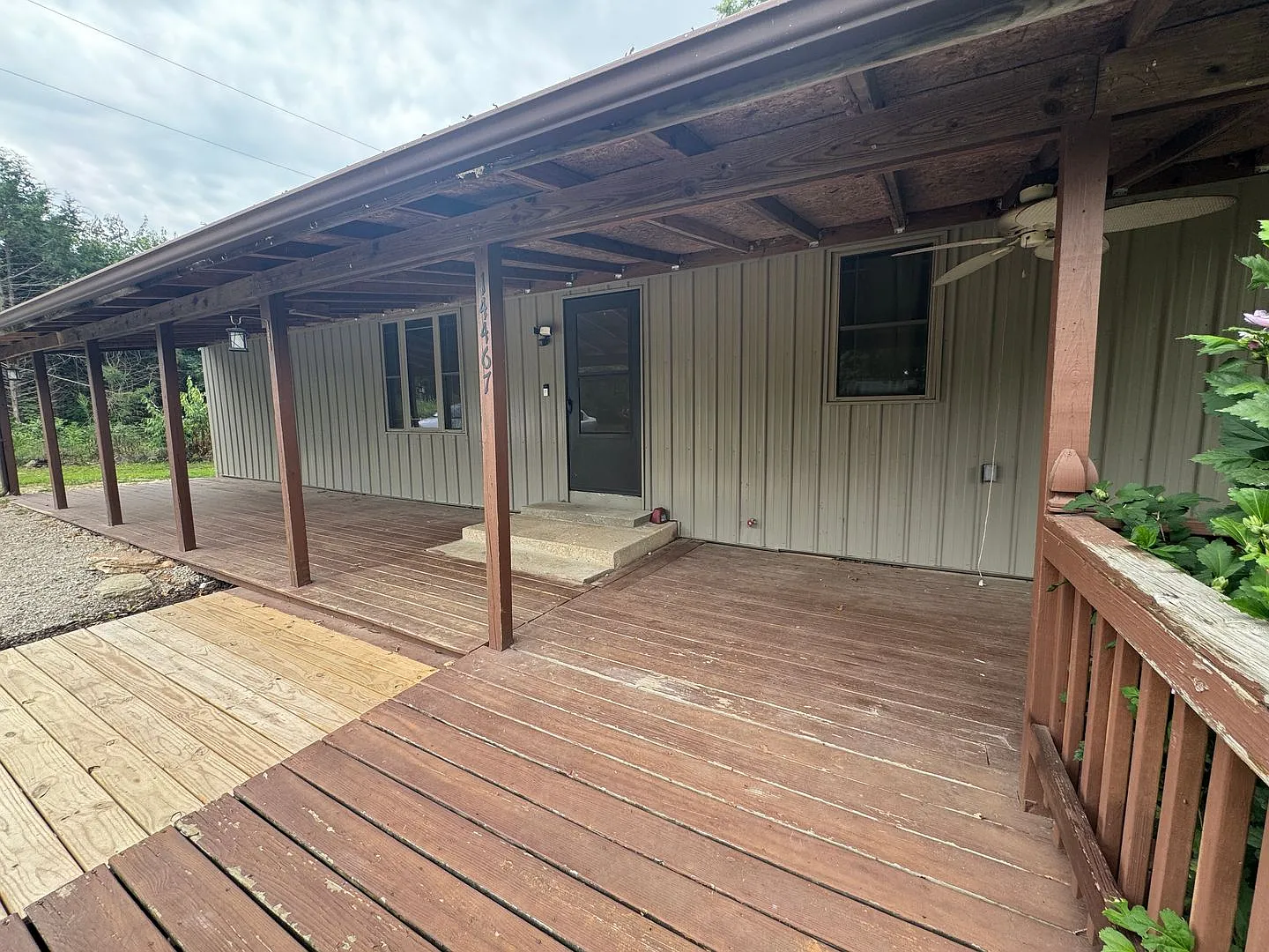 Half off First Months Rent! 4 Bedroom Home located outside of the South Gate of FLW! — Photo 2