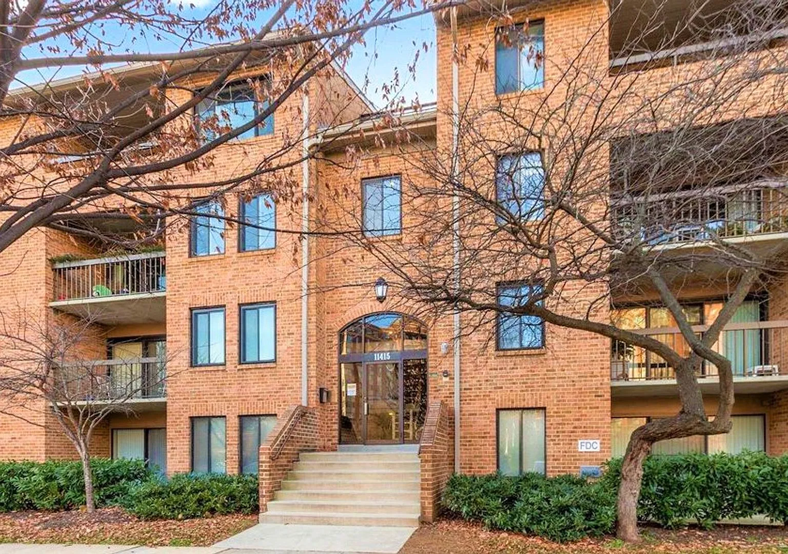 HUGE Beautiful 2BR/2BA Condo, Balcony & Walk to Pike & Rose and North Bethesda Metro! — Photo 1