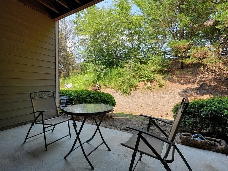 3888 Fairhill Point — Photo 53