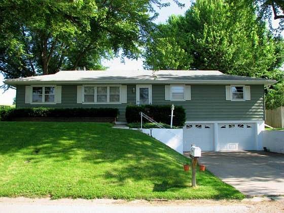 1st image of 2905 Jennifer Ln