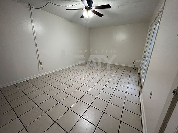 2nd image of 510 Fox Run Ave APT 4