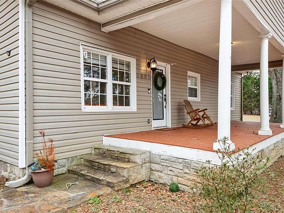 2nd image of 3685 Tackett Rd