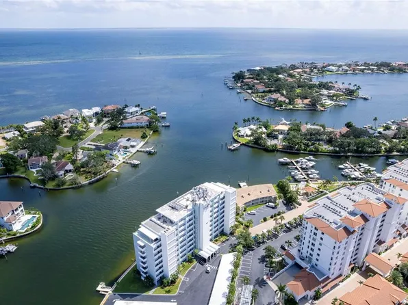1365 Snell Isle Blvd NE APT 9A, Saint Petersburg, FL 33704