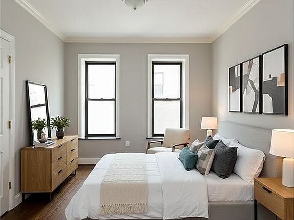 3rd image of 326 E 100th St APT 5d