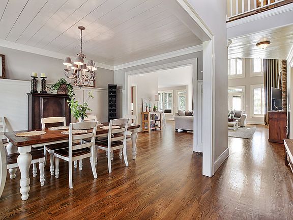 5th image of 114 River Sound Ln