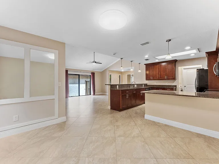 13721 Lazy Oak Dr — Photo 12