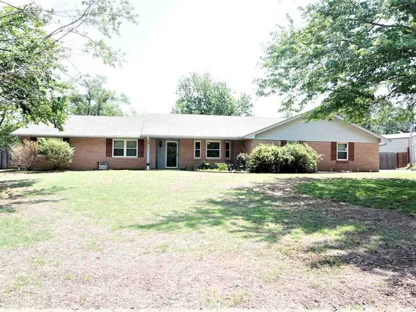 1722 Meadow Ln, Perry, OK 73077