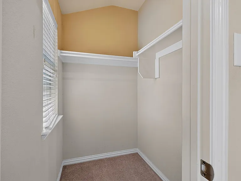 8712 San Bernard St — Photo 7