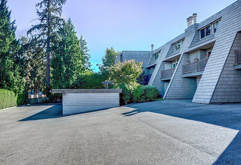 1st image of 21615 80th Ave W APT 208