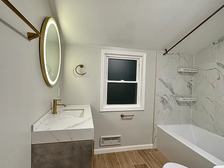 60 Walnut Park — Photo 9