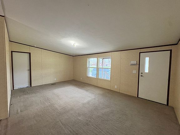3rd image of 107 N 37th St