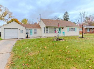 115 Loren St, Washington, IL 61571