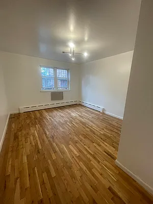 Rented by Voro, LLC | media 14