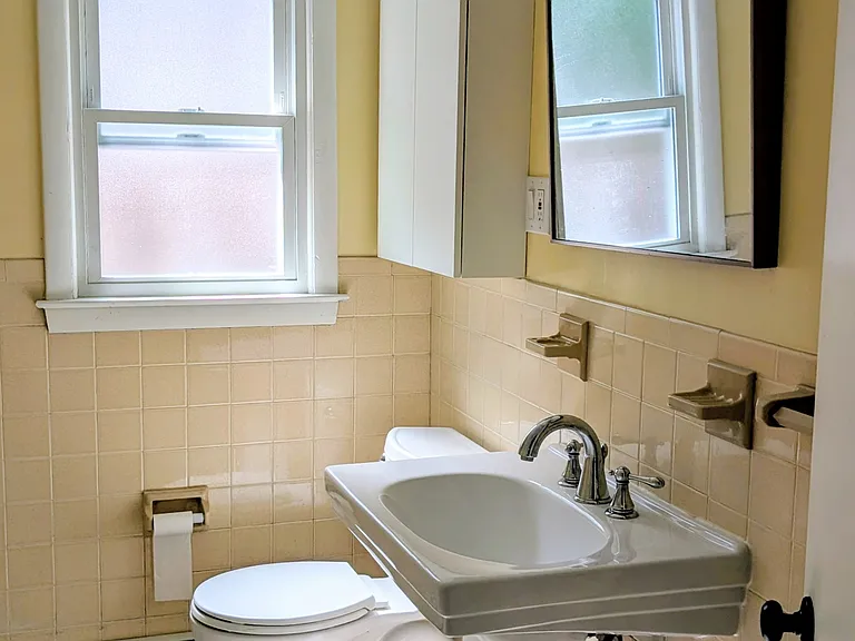 132 Putnam Ave #1 — Photo 9