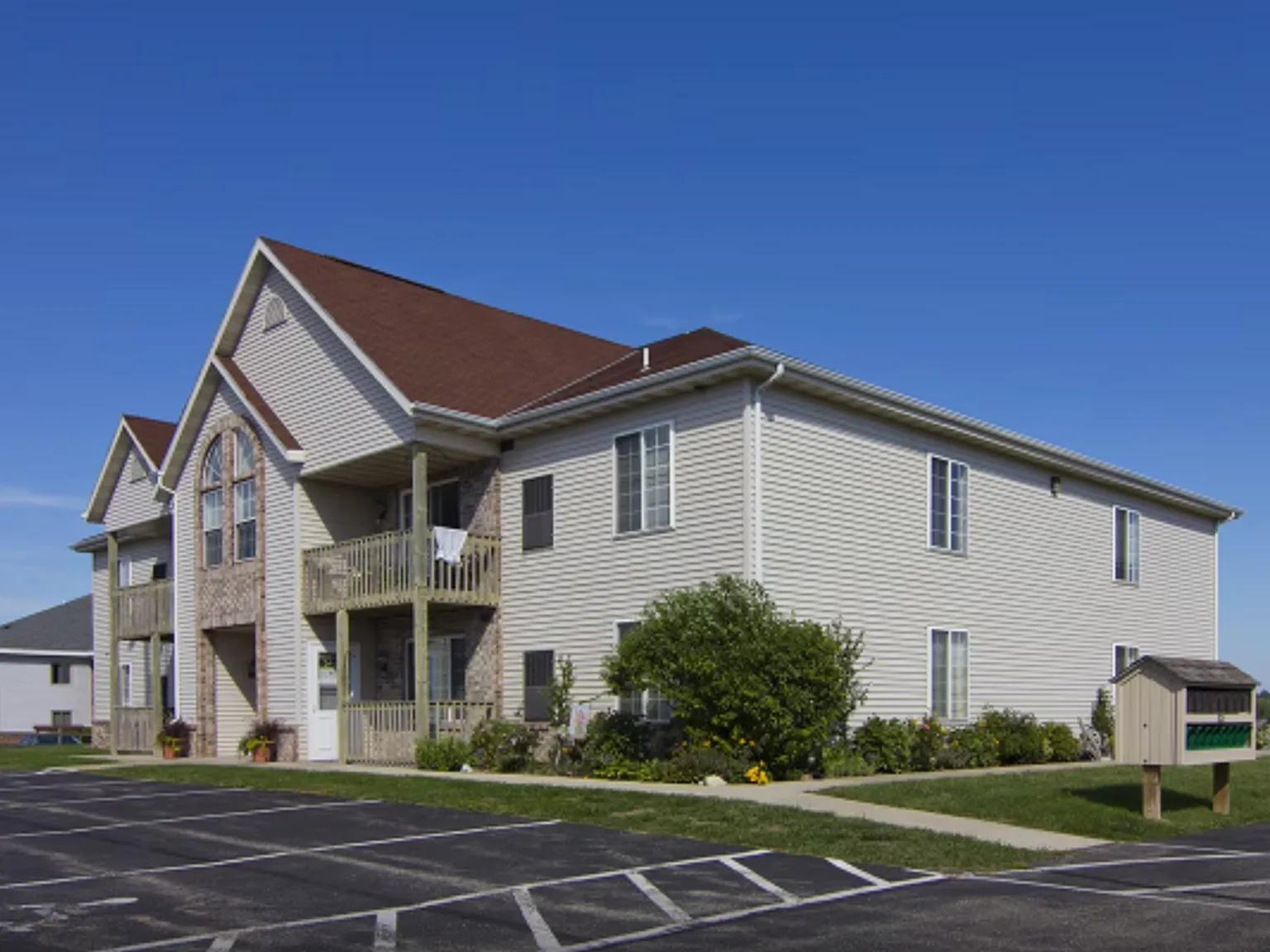 Parkside Village Apartment Homes in Mayville, WI — Photo 1