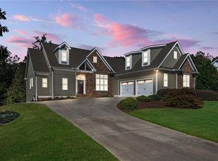 13 Crimson Hill Dr NE, Rydal, GA 30171