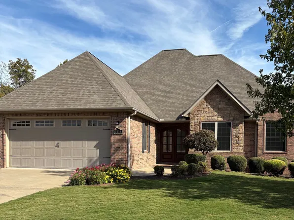 1116 NE Thorn Hill Rd, Bentonville, AR 72712