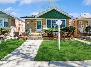 9033 S Phillips Ave, Chicago, IL