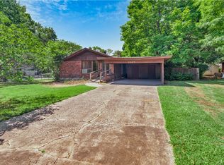 1165 E Overcrest St, Fayetteville, AR 72703