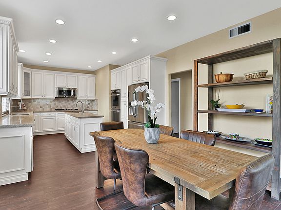 5th image of 2780 Capella Way