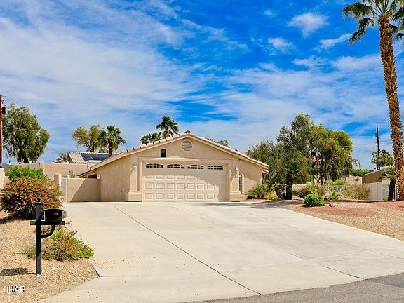 2nd image of 3748 Cholla Dr