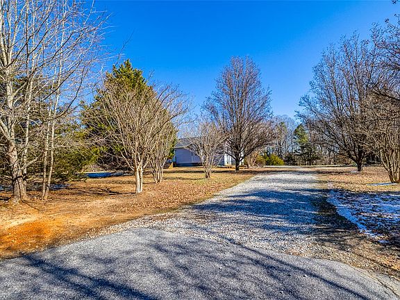 2nd image of 105 Canfield Rd