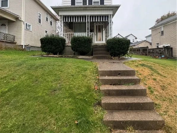 1242 Oregon Ave, Steubenville, OH 43952