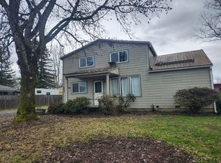998 S Airport Rd, Lebanon, OR 97355