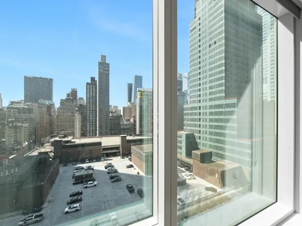 312 West 43rd Street image 6 of 35