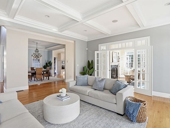 4th image of 20 Woodlock Rd