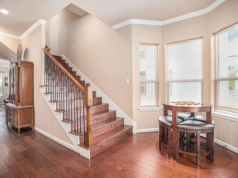 1333 N Meyer Ave — Photo 21