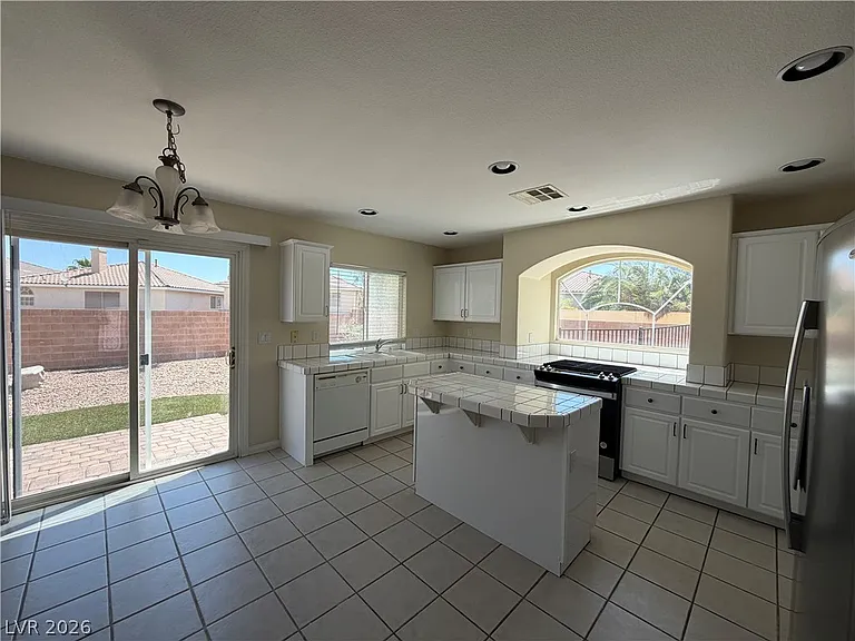 10972 Ladyburn Ct — Photo 4