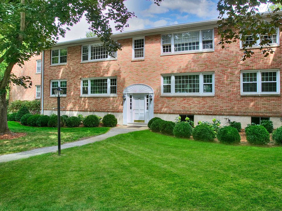 143 Heritage Hill Road