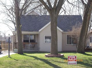 15444 Lamon Ave, Oak Forest, IL 60452